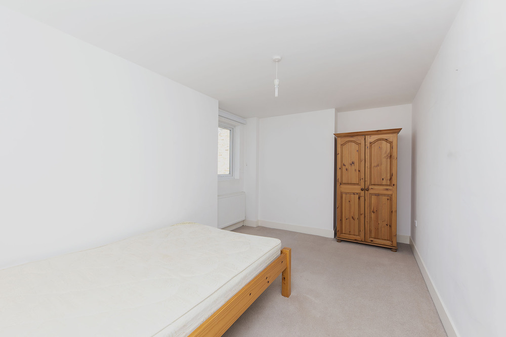 house or flat for sale or rent in south west London